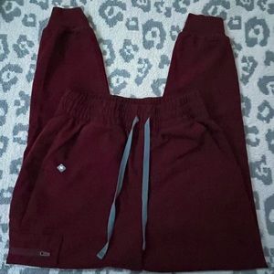 EUC Zamora high waisted joggers size small. Burgundy